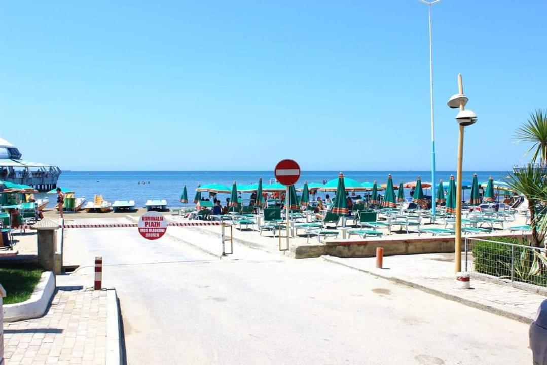Vila Ivina Durrës Buitenkant foto